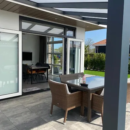 Luxus Cube Am Mit Schwimmbad In Nl