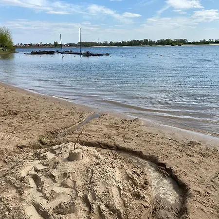 Luxus Cube Am Mit Schwimmbad In Nl