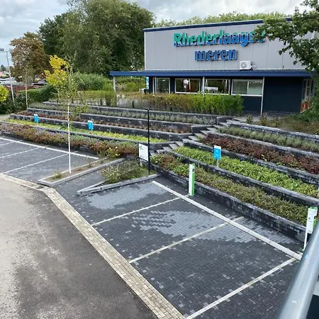 Luxus Cube Am Mit Schwimmbad In Nl Lathum