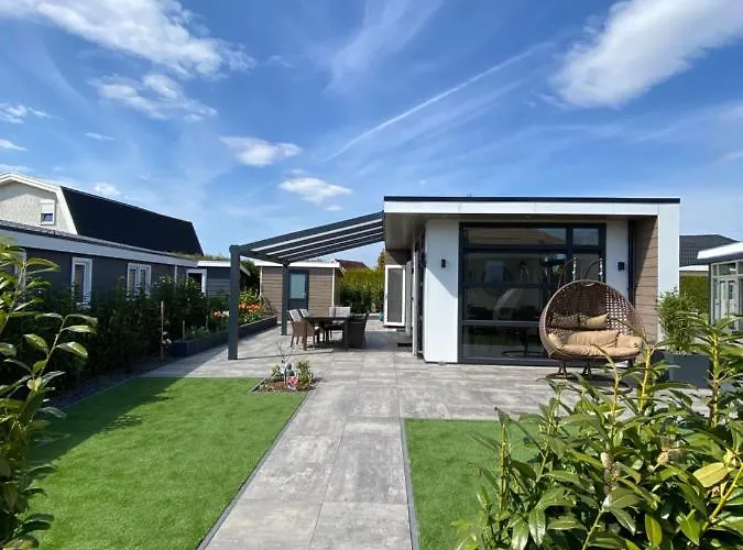 Luxus Cube Am Mit Schwimmbad In Nl Semesterbostad *