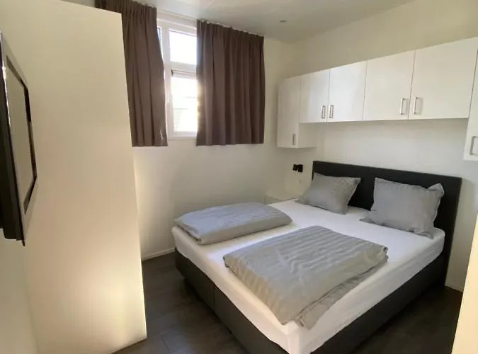 Luxus Cube Am Mit Schwimmbad In Nl Lathum