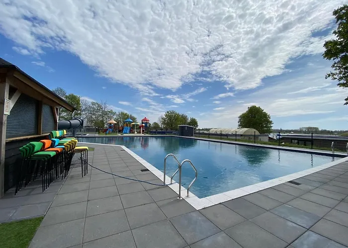 Luxus Cube Am Mit Schwimmbad In Nl