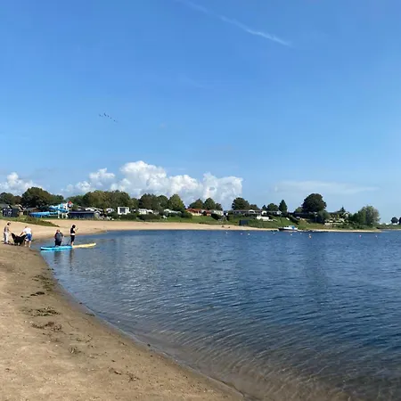 Prázdninový dům Luxus Cube Am Mit Schwimmbad In Nl Lathum